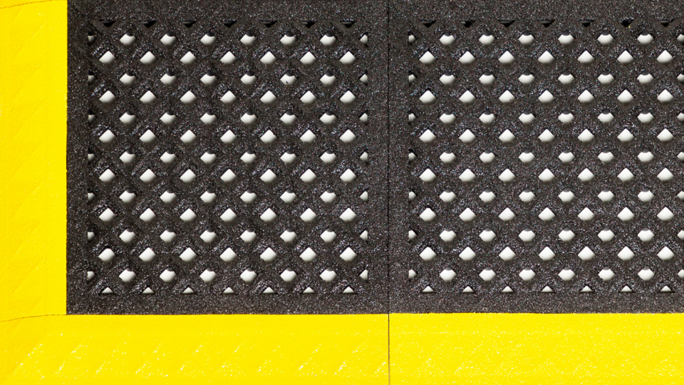 Anti-Slip with Drainage Workstation Mat
